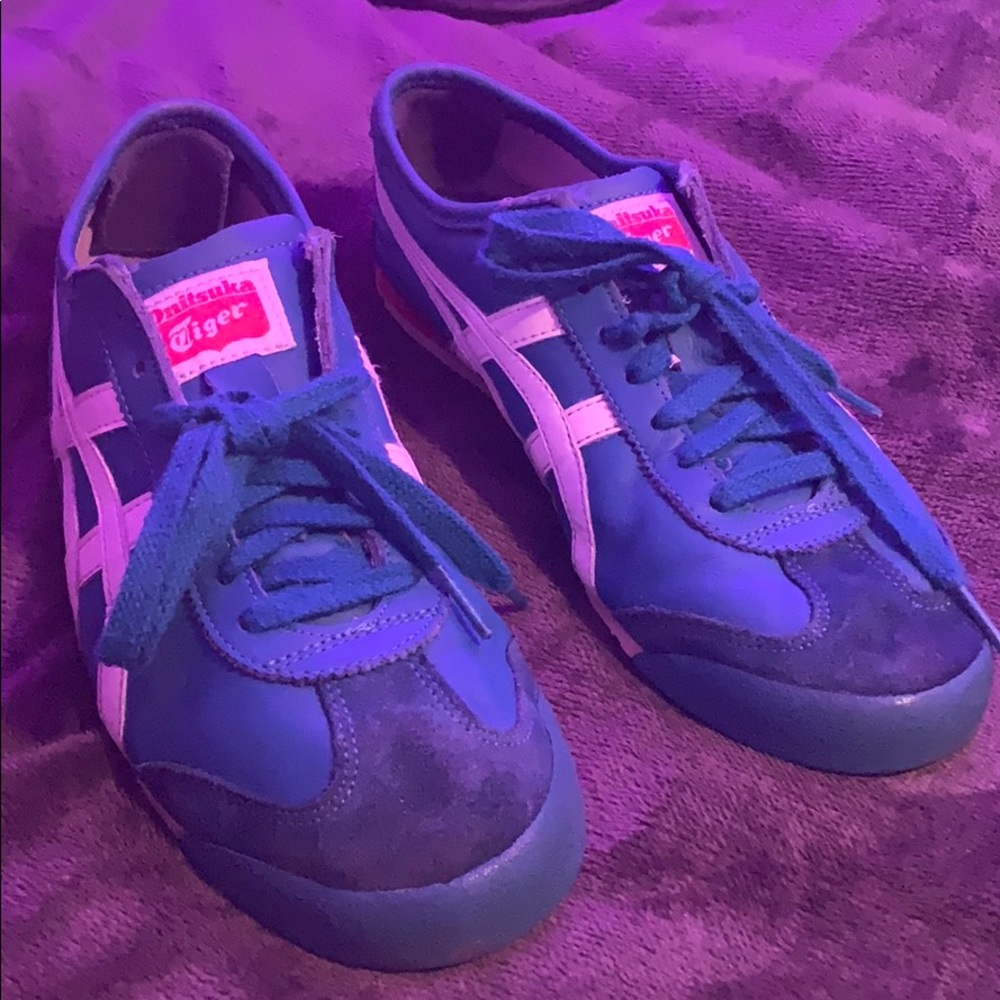 Blue & White Onitsuka Tiger shoes with Pink